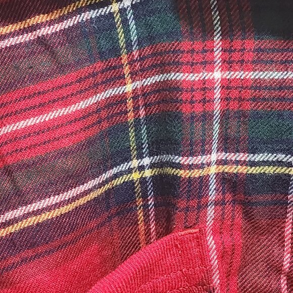 Maurices Red Green Plaid Button Front Chest Pockets L/S Top Plus Size 3 3X New - Picture 2 of 5